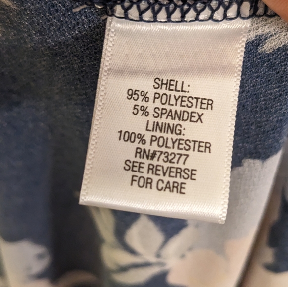 Candie's navy and floral dress - Picture 8 of 10